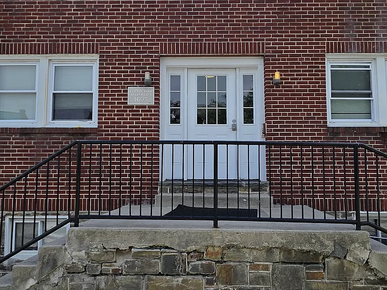 1605 Homestead St #5 — Photo 9
