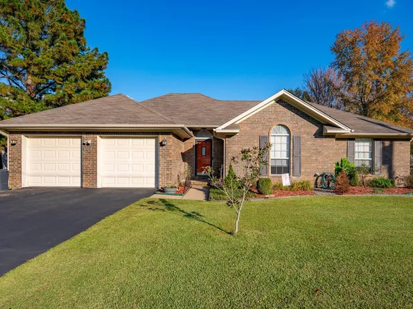 24 Darrell St, Vilonia, AR 72173
