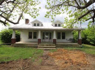 20422 Senedo Rd, Edinburg, VA 22824