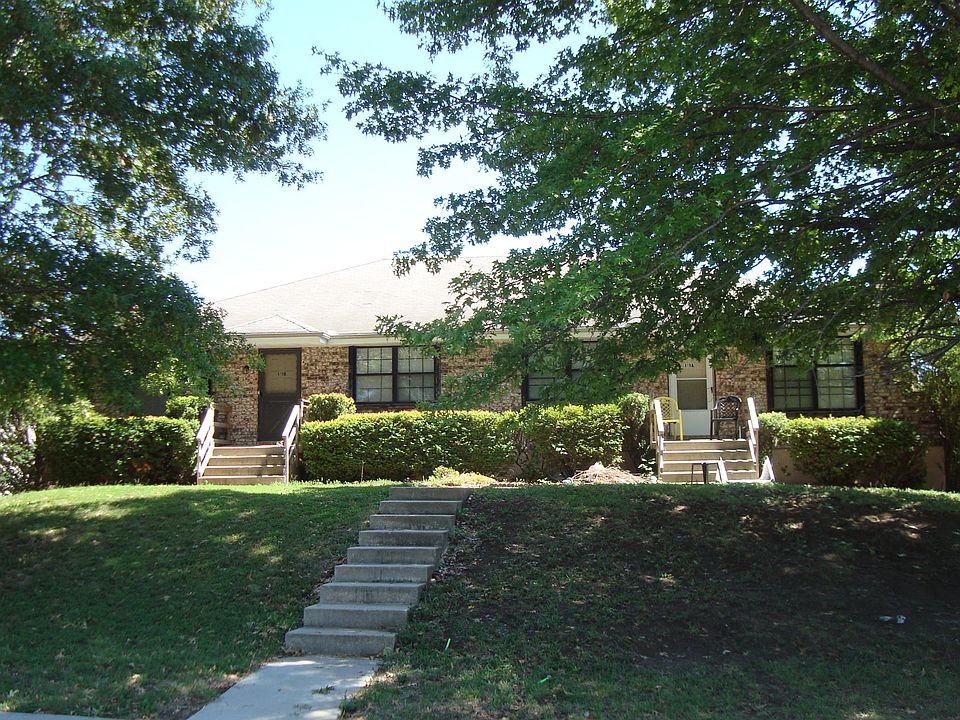 1st image of 819 NW Valley Woods Dr