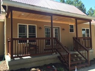 7514 Evergreen Dr E, Waupaca, WI 54981