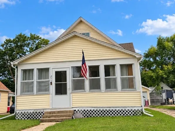 213 Belsley St, South Pekin, IL 61564