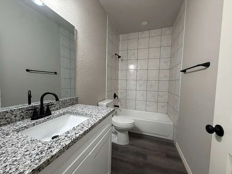 7616 Windsor Oaks — Photo 11