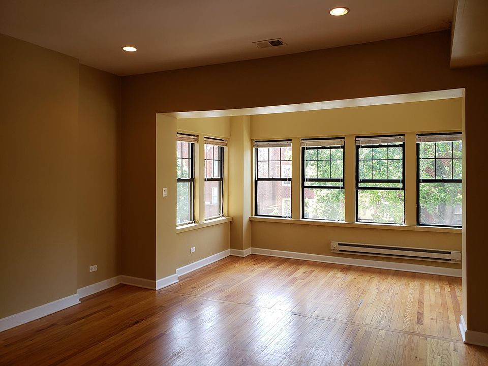 1st image of 4700 N Monticello Ave #4800