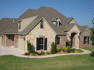 7272 Willow Creek Dr, Edmond, OK 73034
