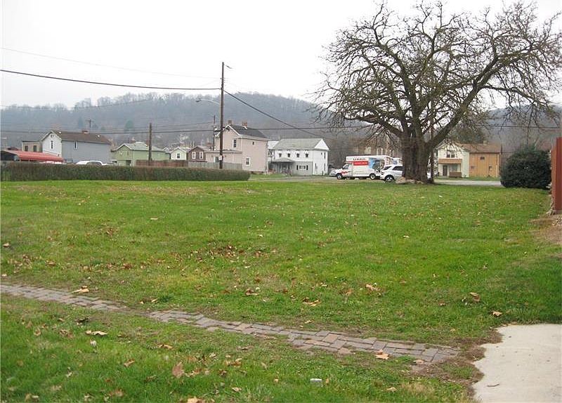 1st image of 2505 7th Ave