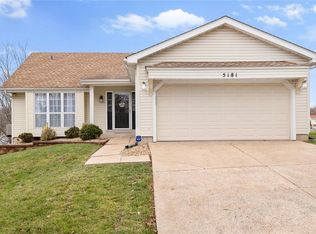 5181 Edgemere Dr, Florissant, MO 63033