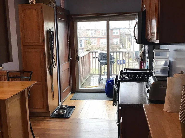 45 Pierce Ave — Photo 4