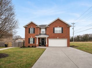 5143 Green Acres Ln, Murfreesboro, TN 37129