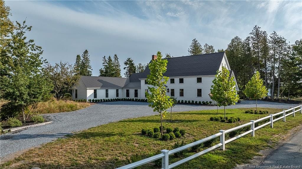 91 Cedar Ln