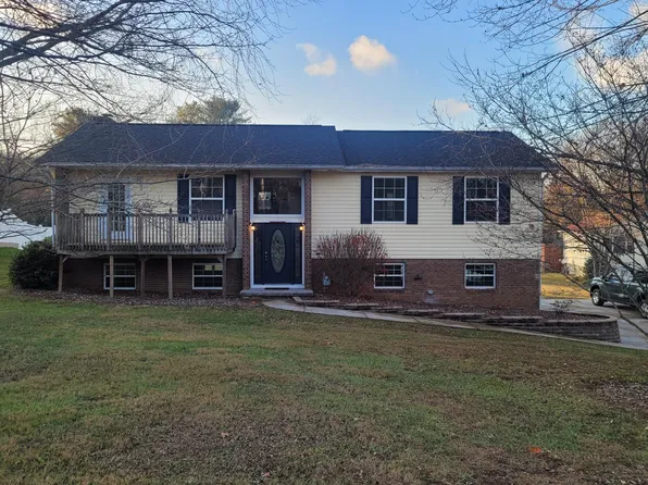 5636 Sussex Ln, Morristown, TN 37814