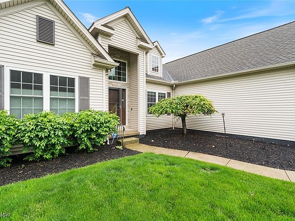 5th image of 31827 Woodbridge Way