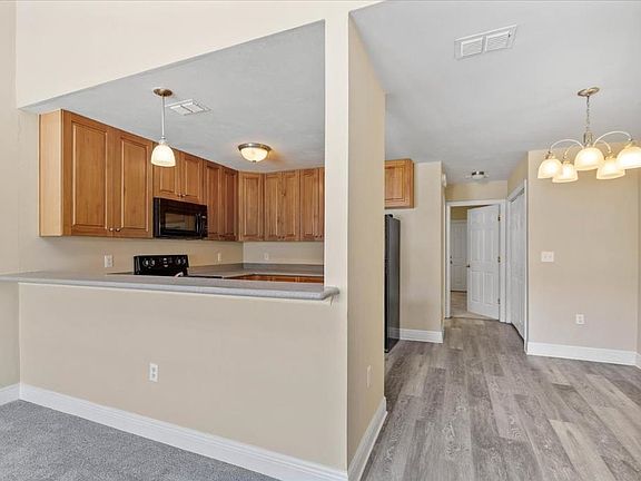 4th image of 3301 Sawtooth Dr