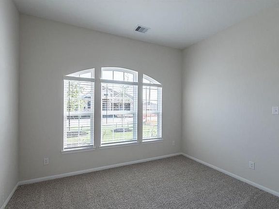 3rd image of 23411 Malbec Dr