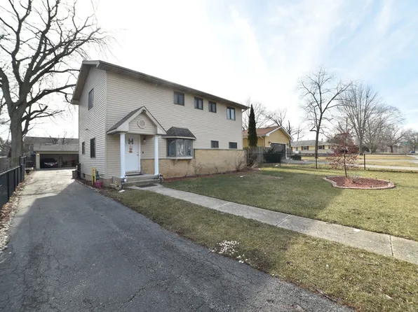 1413 33rd St, Zion, IL 60099