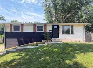 5910 N Michigan Ave, Kansas City, MO 64118