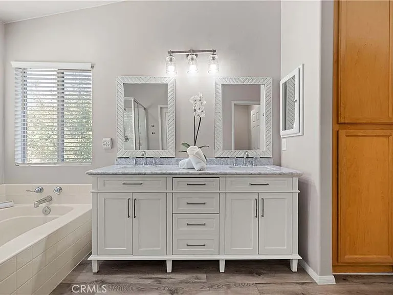 20334 Colina Dr — Photo 23