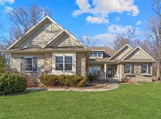 1415 Radcliff Rd, Neenah, WI 54956