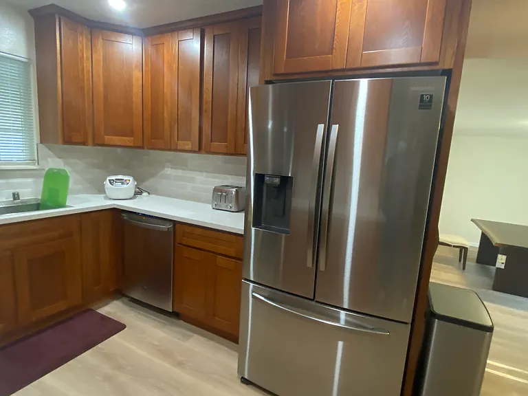 1302 Drexel Dr — Photo 17