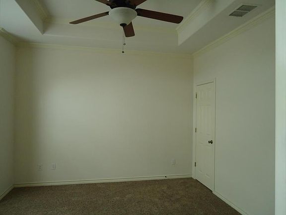 5th image of 8218 Rock Crest Dr