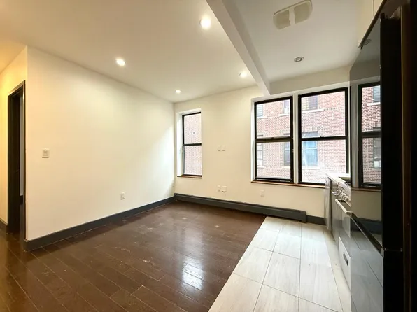 2724 Pitkin Avenue 5 image 3 of 9