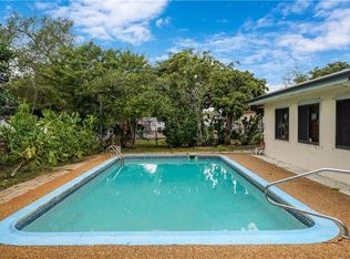 4700 NW 1st Ct, Plantation, FL 33317