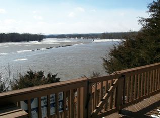 50 Bluff Rd, Rexford, NY 12148