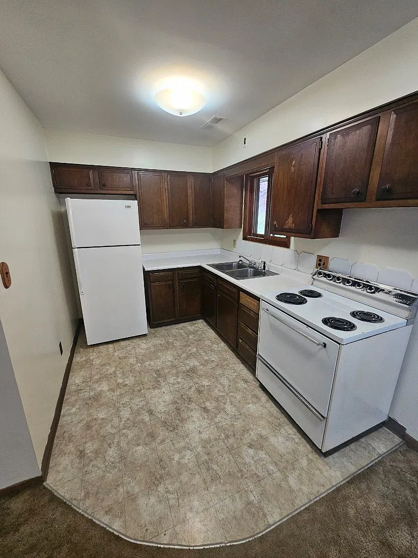 22199 Energy Hwy — Photo 3