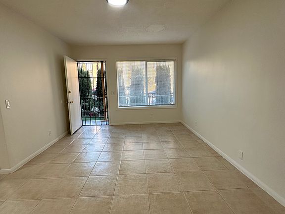 3rd image of 605 Imogen Ave APT 5