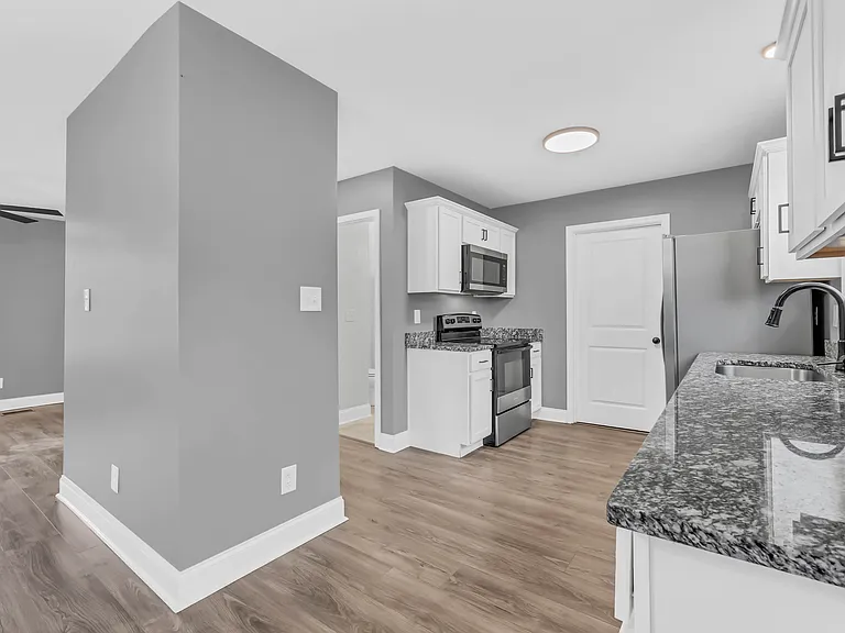 1125 Tybee Dr — Photo 11