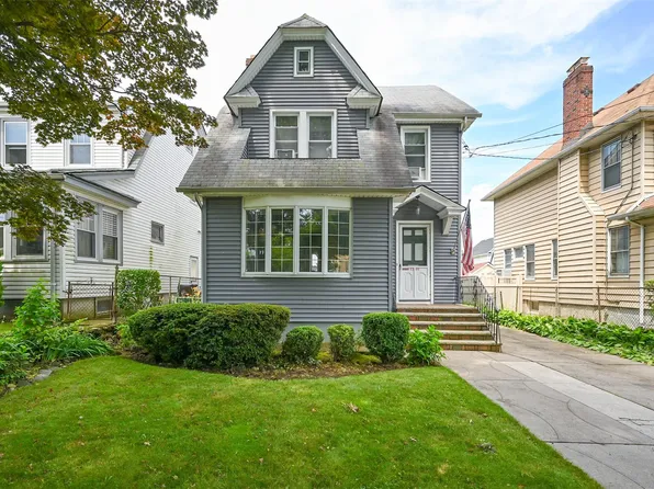 43-44 168 Street, Flushing, NY 11358