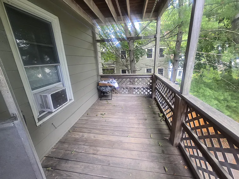 87 Lincoln St #2 — Photo 8
