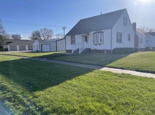 872 27th Ave, Columbus, NE 68601