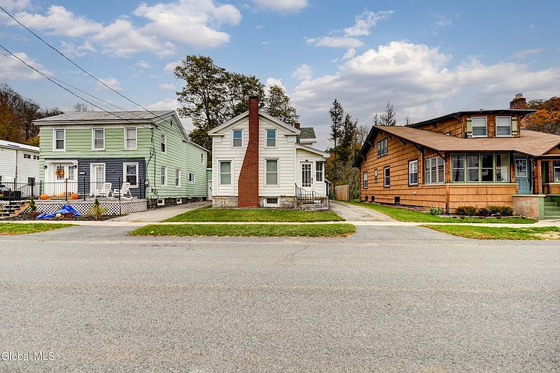 3rd image of 8 Lower Prospect Street