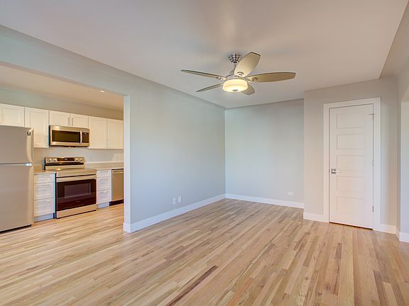 5th image of 901 N Ogden St #19