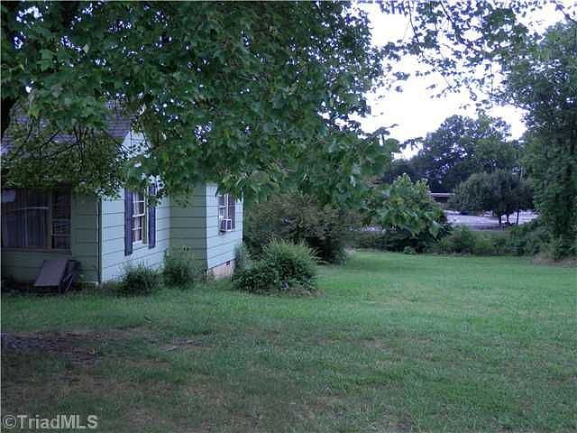 2nd image of 4407 Swift St