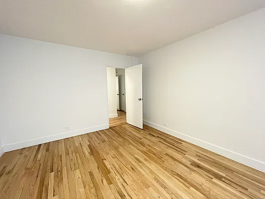 Rented by Oxford Property Group | media 26