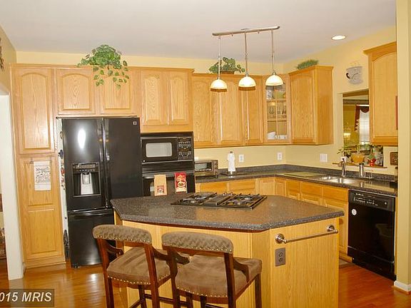 5th image of 4107 Fairfax Center Creek Dr