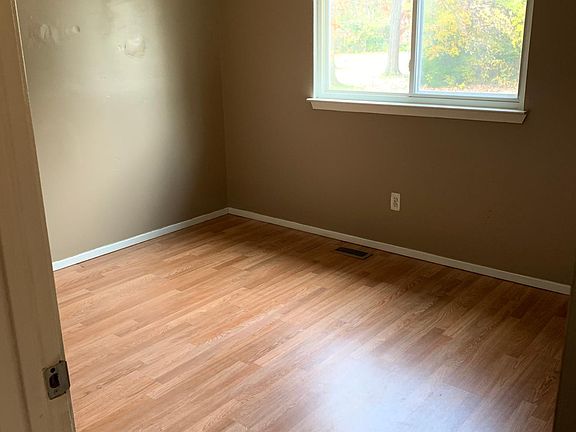 2nd image of 2244 Delton Ct