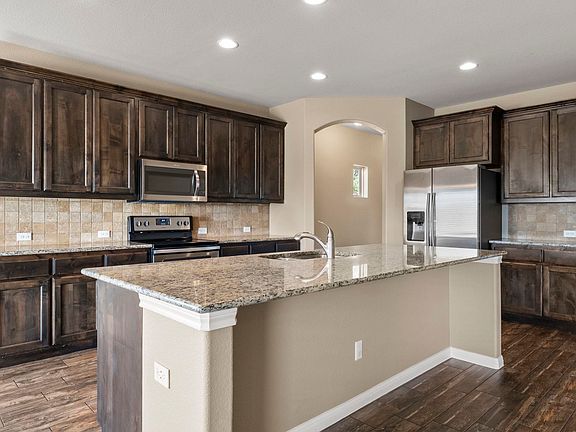 5th image of 104 Estrella Lane