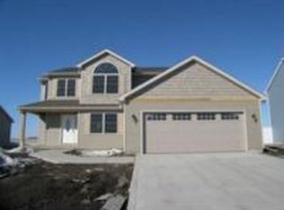 414 Deerpath St, Tolono, IL 61880