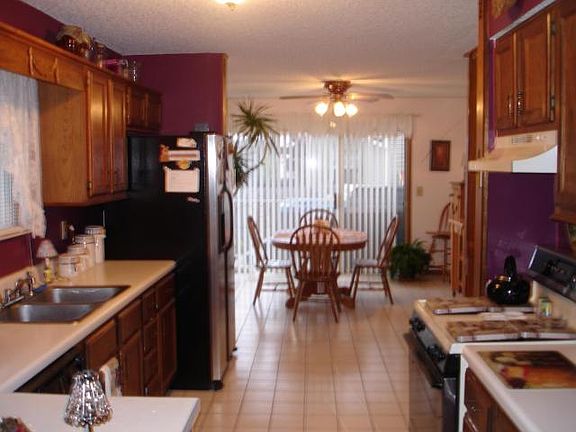 5th image of 4900 Ivywild Ave