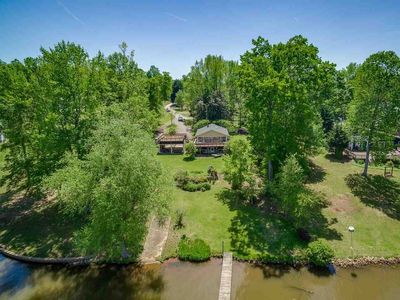 193 Dickson Cove Rd, Campobello, SC, 29322