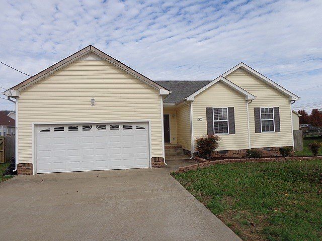 1st image of 2423 Egret Dr