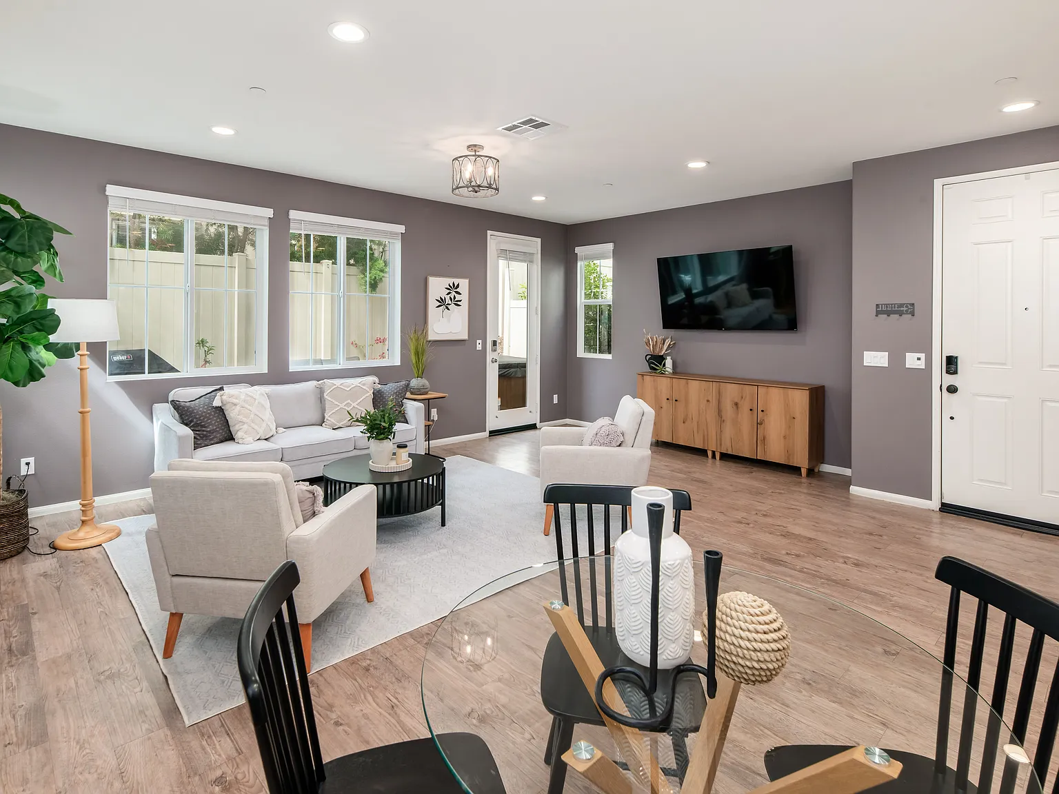 3 bed, 2.5 bath, 1777 sqft, $4,250 — Photo 4
