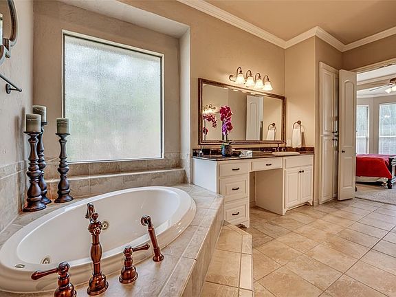 4th image of 4785 Secret Cove Ln