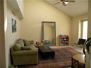 5th image of 1242 Stafford Cres