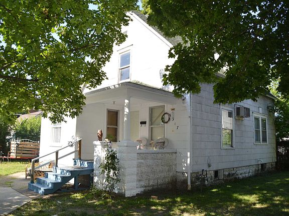 2nd image of 1317 Eden St