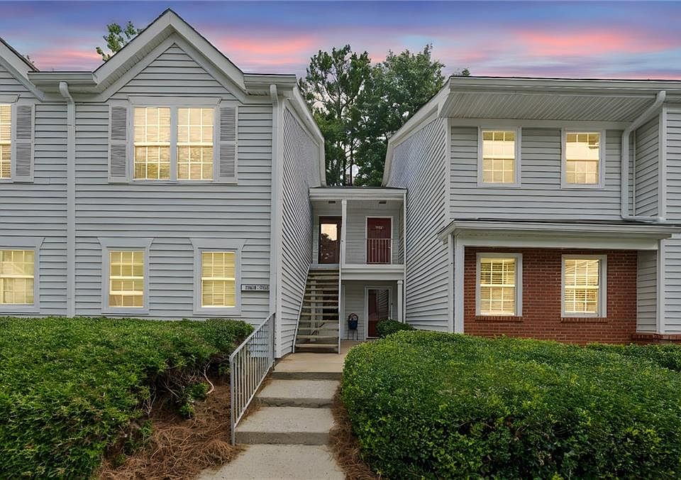 1st image of 3053 Westwood Way