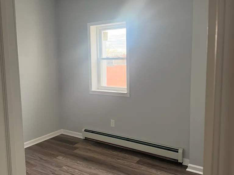 12703 Lorain Ave — Photo 5